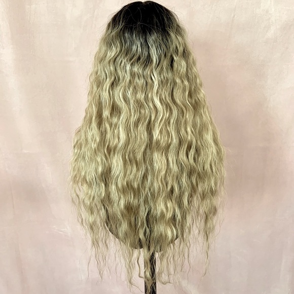 Ombre Caramel Brown Loose Wave Synthetic Lace Front Wig - Picture 3 of 3